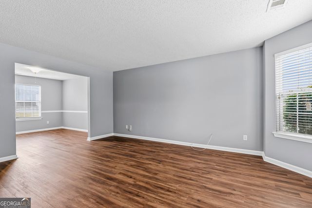 11925 Spring Lake Way, Fayetteville, GA 30215
