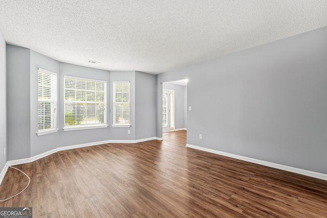 11925 Spring Lake Way, Fayetteville, GA 30215