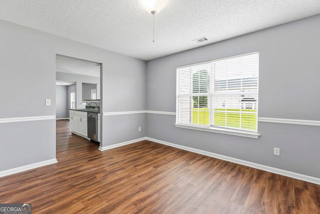 11925 Spring Lake Way, Fayetteville, GA 30215