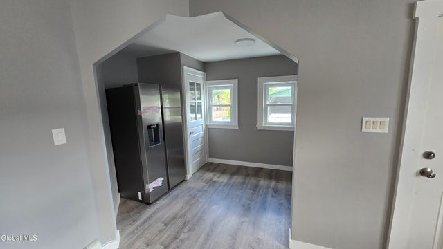 26 Lawnwood Avenue, Schenectady, NY 12304
