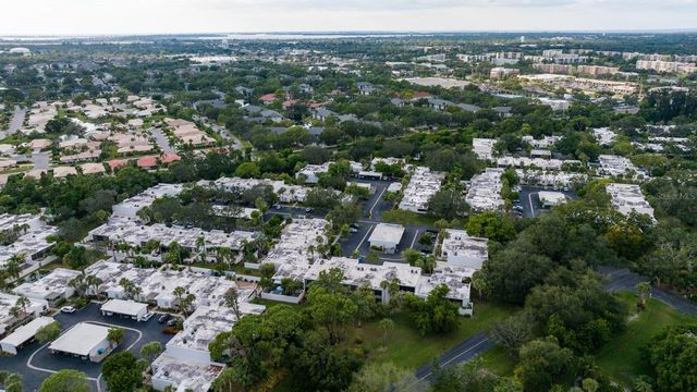 257 SHERWOOD DRIVE 257, Bradenton, FL 34210