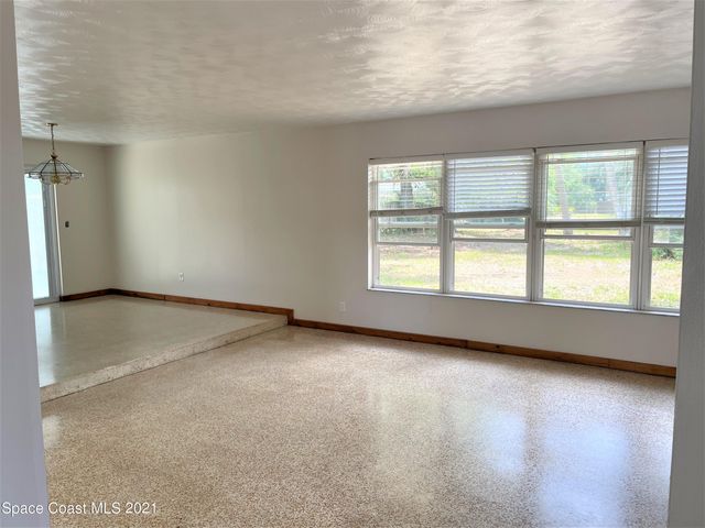 296 Woodland Drive, Melbourne, FL 32904