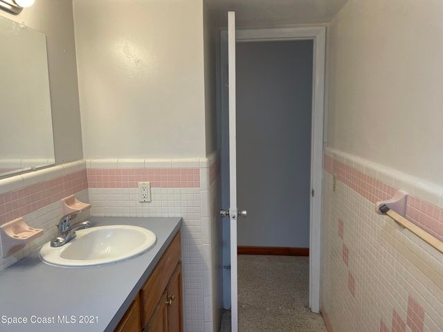 296 Woodland Drive, Melbourne, FL 32904