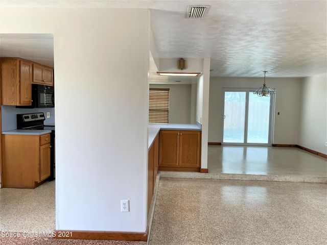 296 Woodland Drive, Melbourne, FL 32904