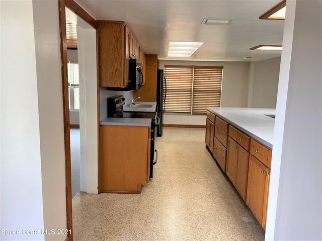 296 Woodland Drive, Melbourne, FL 32904