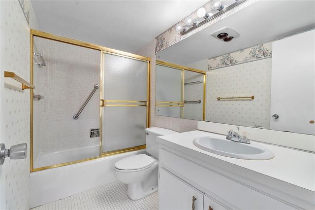 9101 W Sample Road 402, Coral Springs, FL 33065