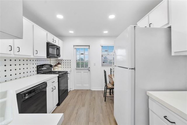 9101 W Sample Road 402, Coral Springs, FL 33065