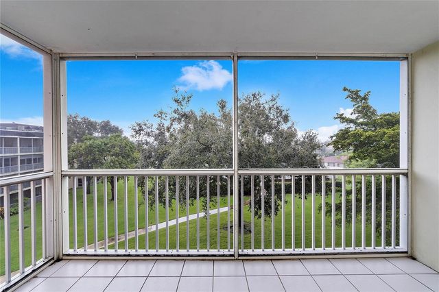 9101 W Sample Road 402, Coral Springs, FL 33065