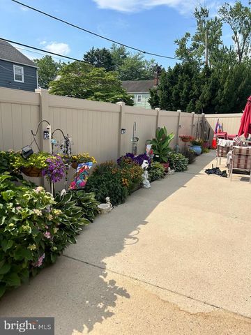 332 MADISON ST, Bristol, PA 19007