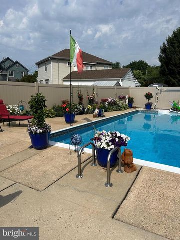 332 MADISON ST, Bristol, PA 19007