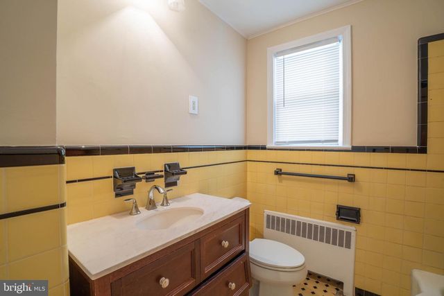 332 MADISON ST, Bristol, PA 19007