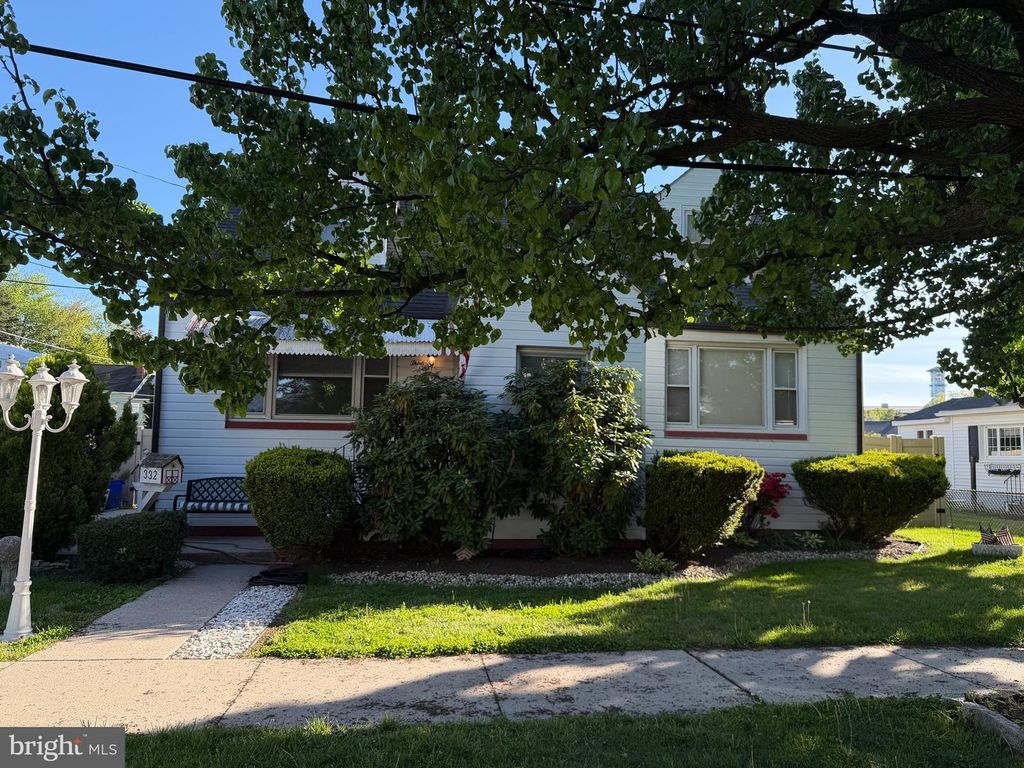 332 MADISON ST, Bristol, PA 19007