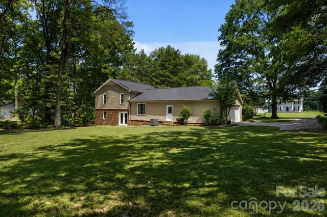 5381 Woodside Drive, Rock Hill, SC 29732