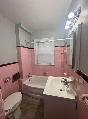 2197 Springle Unit: Lower, Detroit, MI 48215