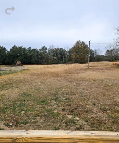 226 Glem Dr., Other Georgia, GA 31757