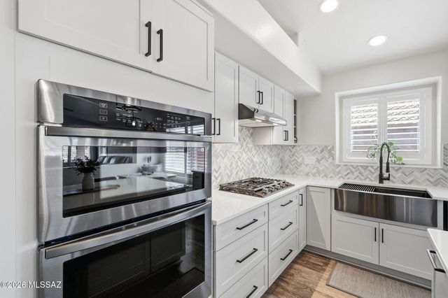 17353 S Sienna Bluffs Trail, Vail, AZ 85641