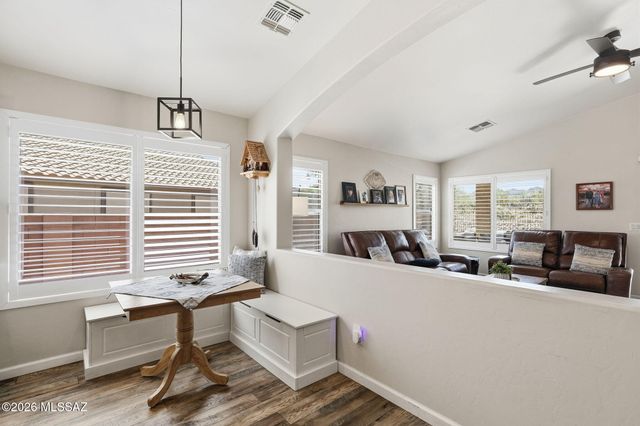 17353 S Sienna Bluffs Trail, Vail, AZ 85641
