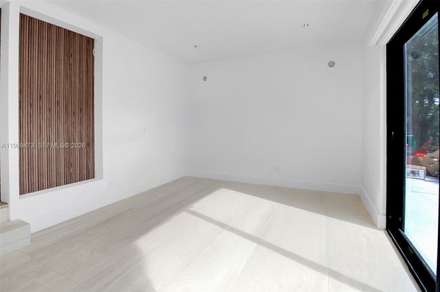 500 NW 43rd St, Miami, FL 33127