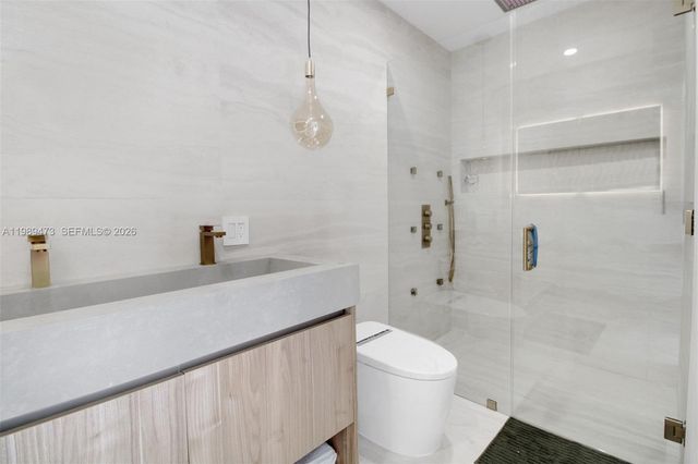 500 NW 43rd St, Miami, FL 33127