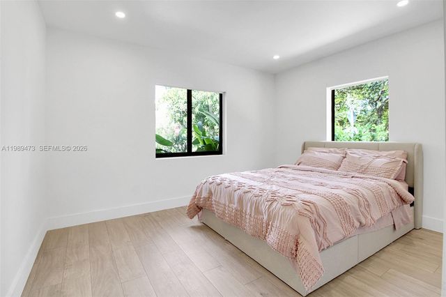 500 NW 43rd St, Miami, FL 33127