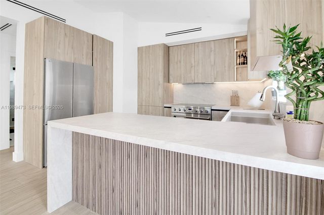 500 NW 43rd St, Miami, FL 33127