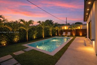 500 NW 43rd St, Miami, FL 33127