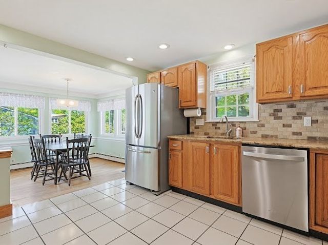 78 Bird St, Stoughton, MA 02072