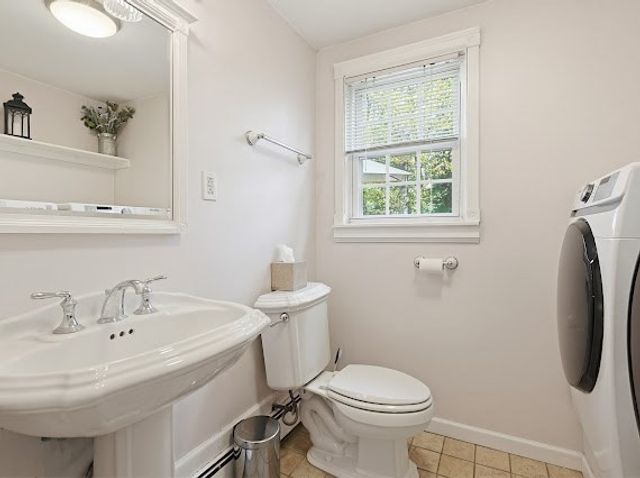 78 Bird St, Stoughton, MA 02072