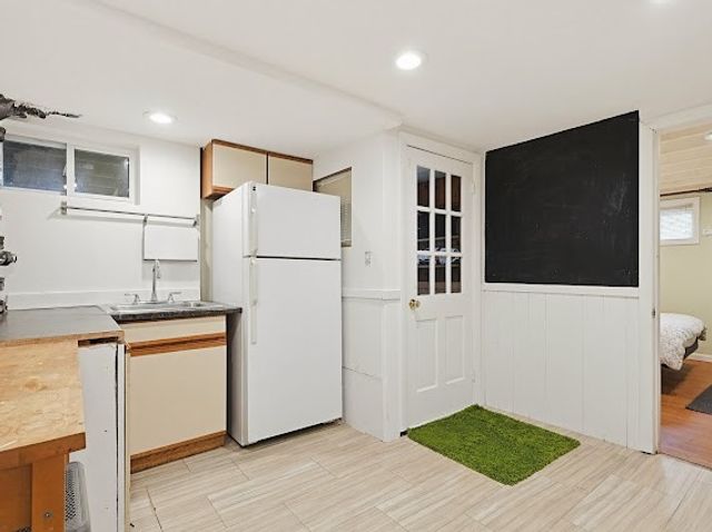 78 Bird St, Stoughton, MA 02072