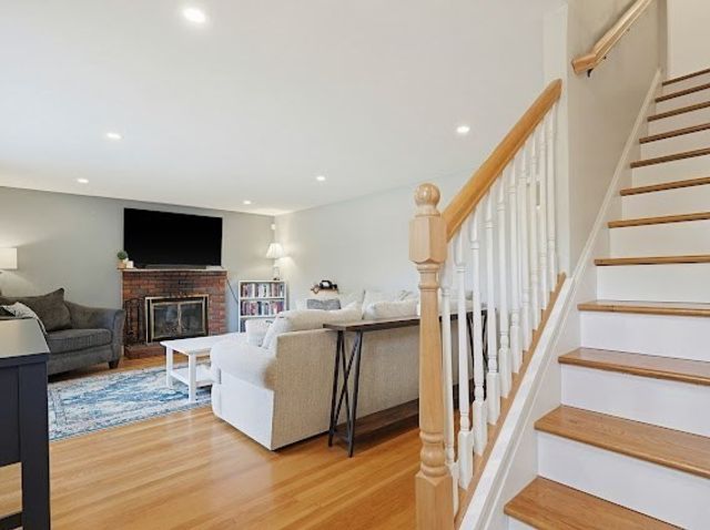78 Bird St, Stoughton, MA 02072