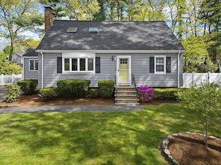 78 Bird St, Stoughton, MA 02072