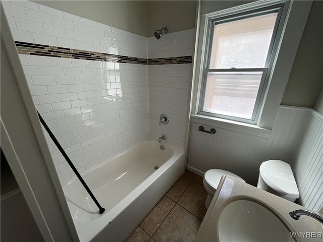 1076 West Avenue, Buffalo, NY 14213