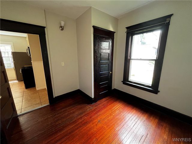 1076 West Avenue, Buffalo, NY 14213