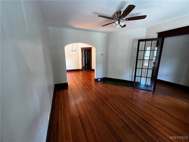 1076 West Avenue, Buffalo, NY 14213