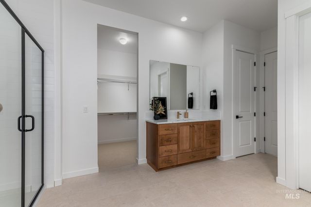 14702 Port Royal St, Caldwell, ID 83607