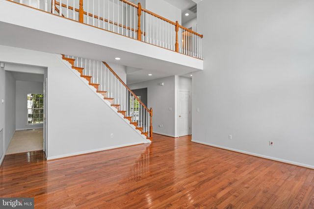 300 N OLD DOMINION LN, Purcellville, VA 20132