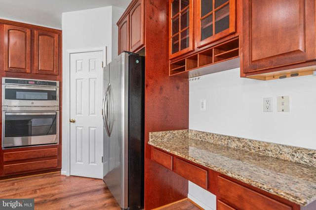 300 N OLD DOMINION LN, Purcellville, VA 20132