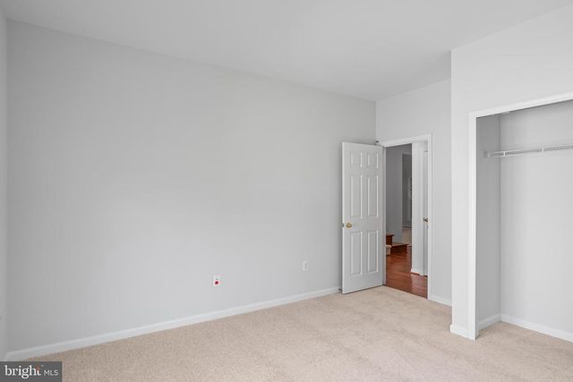 300 N OLD DOMINION LN, Purcellville, VA 20132