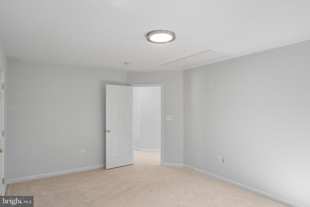 300 N OLD DOMINION LN, Purcellville, VA 20132