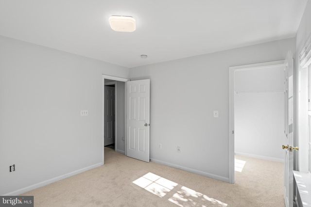 300 N OLD DOMINION LN, Purcellville, VA 20132