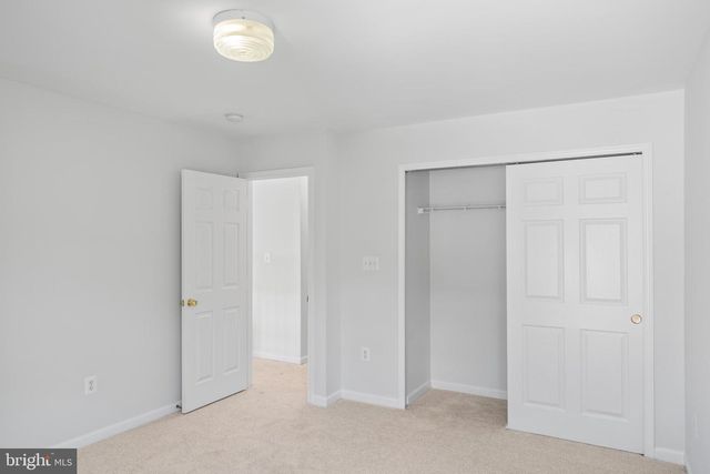 300 N OLD DOMINION LN, Purcellville, VA 20132