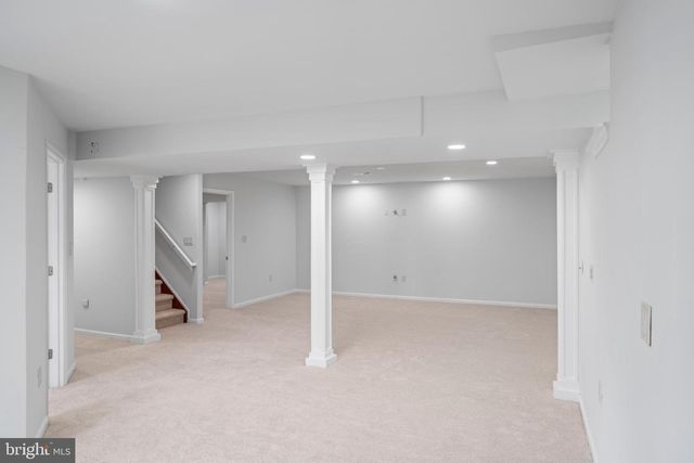 300 N OLD DOMINION LN, Purcellville, VA 20132