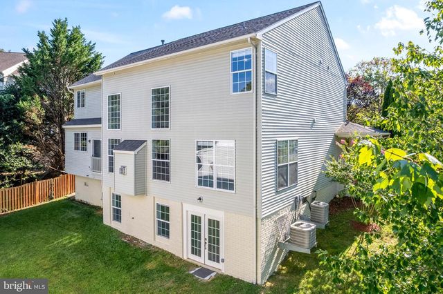 300 N OLD DOMINION LN, Purcellville, VA 20132