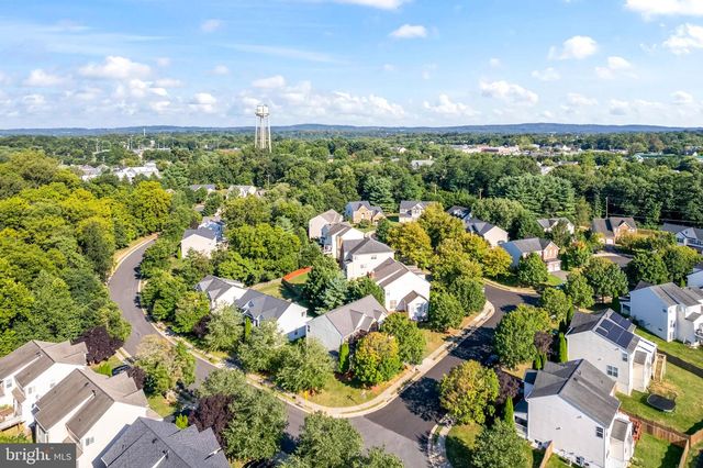 300 N OLD DOMINION LN, Purcellville, VA 20132