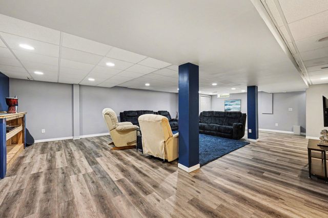 9113 Lakewood Drive, Northfield Twp, MI 48189