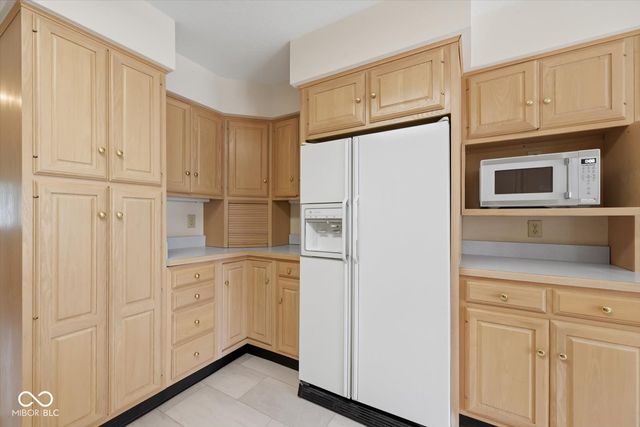 114 Western Trace, Shelbyville, IN 46176