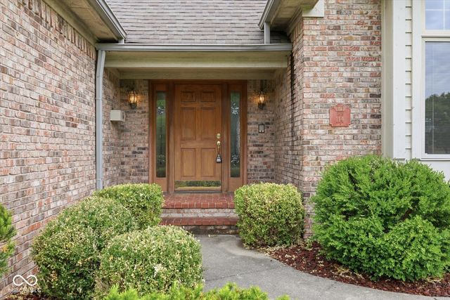 114 Western Trace, Shelbyville, IN 46176
