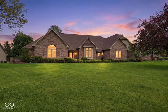 114 Western Trace, Shelbyville, IN 46176
