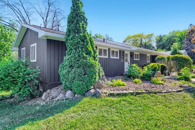 3501 W 103rd Street, Bloomington, MN 55431