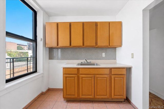 425 E 153 Street 3A, Bronx, NY 10455